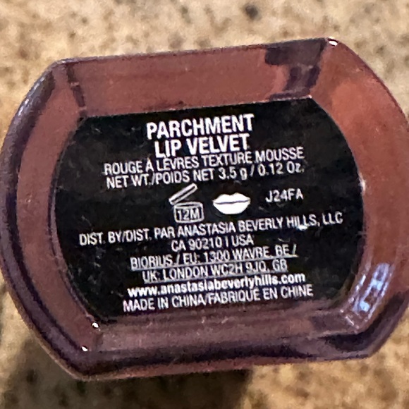 NIB Anastasia of Beverly Hills set of lip velvets. - Picture 2 of 8